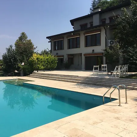 Villa Manzara